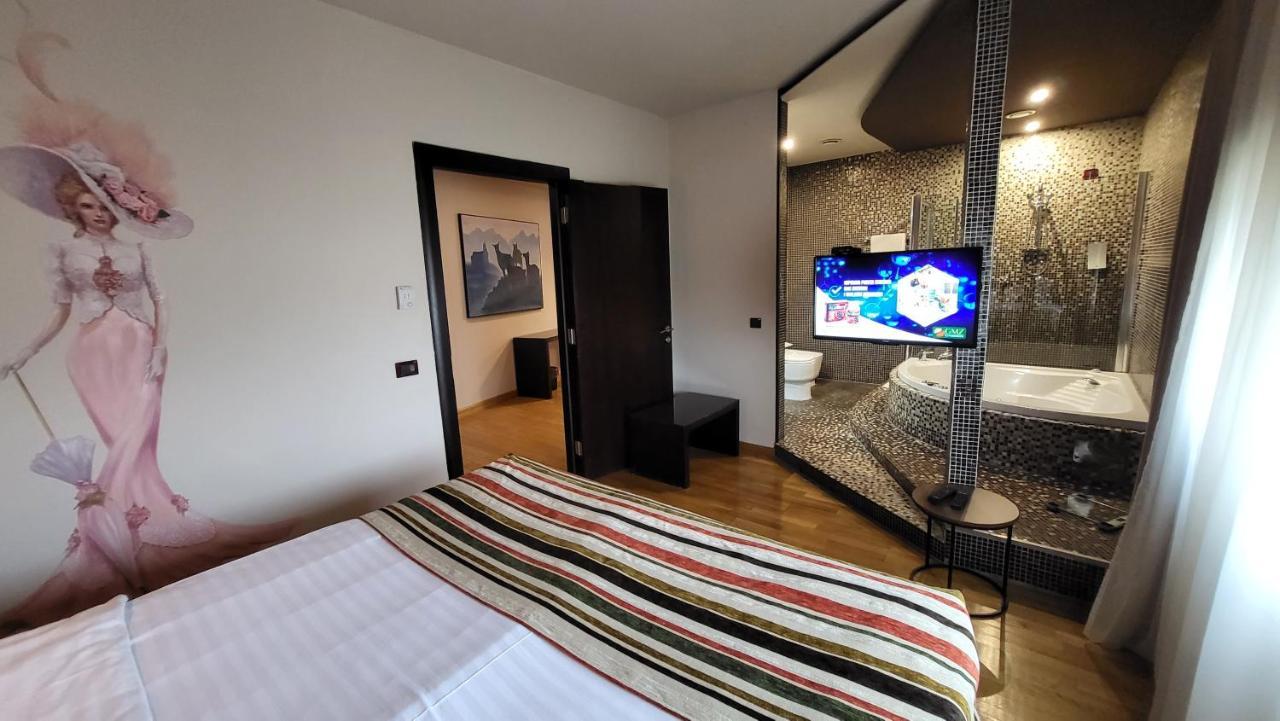 ดีไซน์ โฮเต็ล มิสเตอร์เพรสซิเดนท์ การ์นี Hotel เบลเกรด ภายนอก รูปภาพ