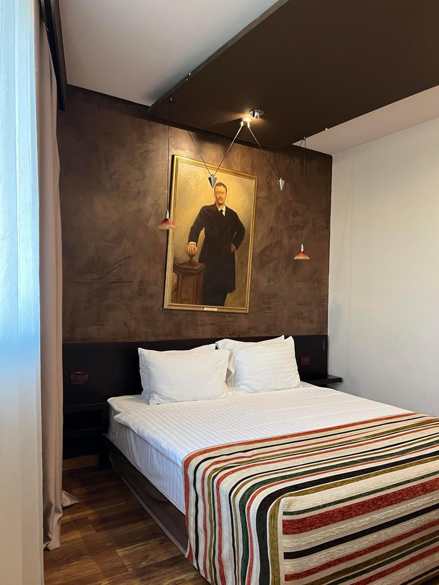 ดีไซน์ โฮเต็ล มิสเตอร์เพรสซิเดนท์ การ์นี Hotel เบลเกรด ภายนอก รูปภาพ